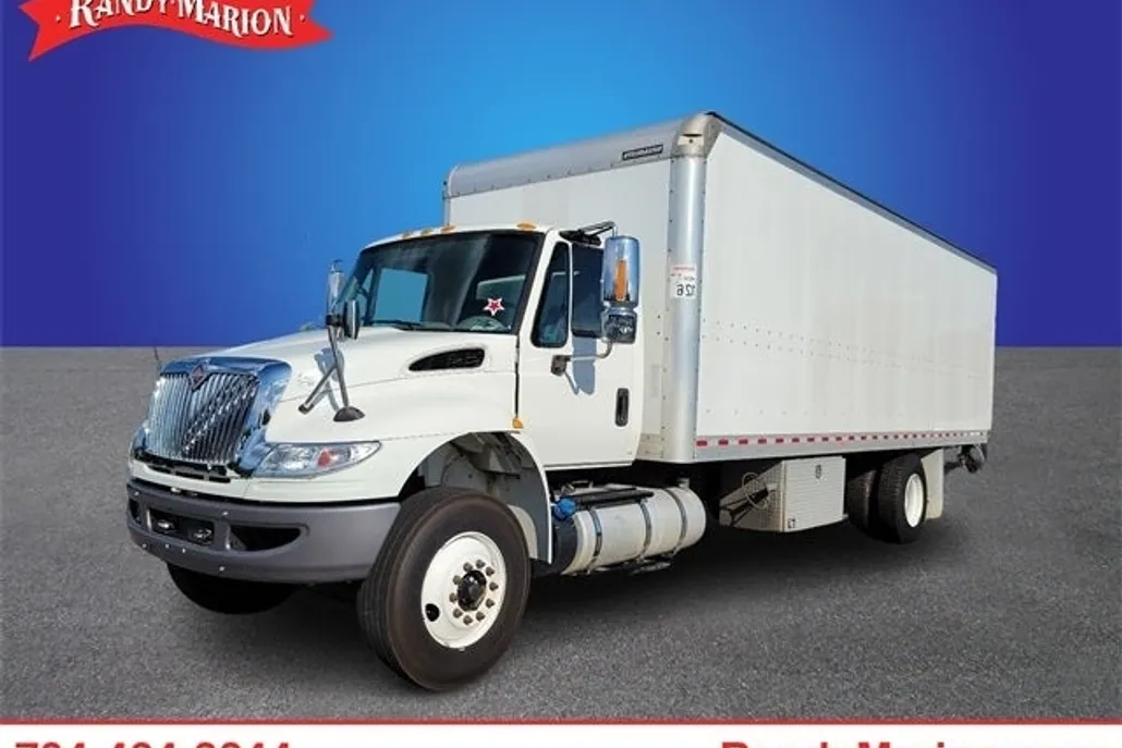 2018 International 4300 photo 1
