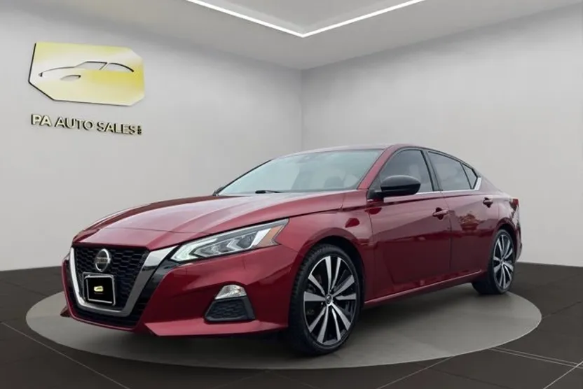 2020 Nissan Altima 2.5 SR photo 1