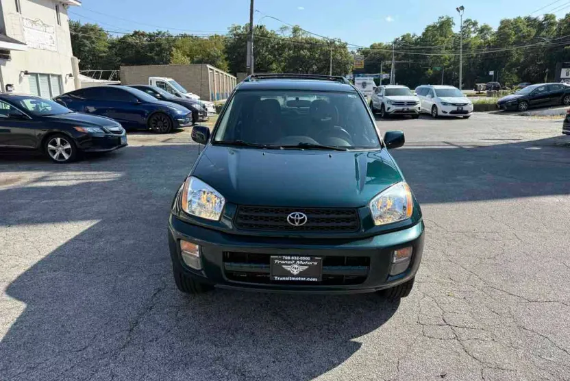 2002 Toyota RAV4 photo 1
