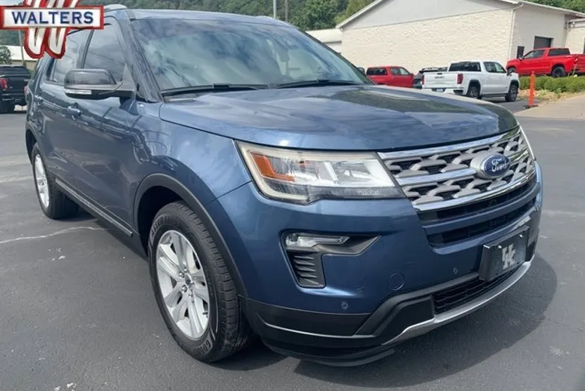 2018 Ford Explorer XLT photo 1