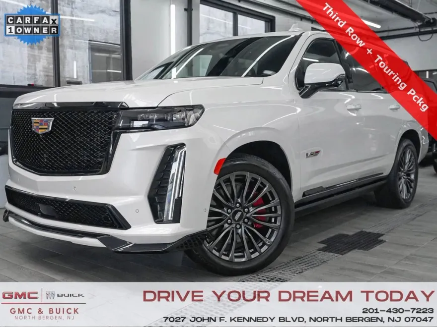2023 Cadillac Escalade V-Series photo 1