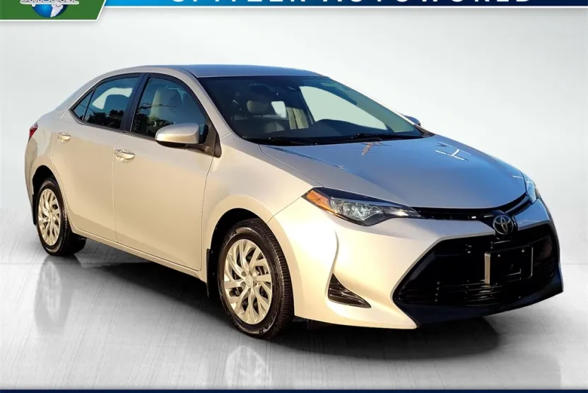 2018 Toyota Corolla L photo 1