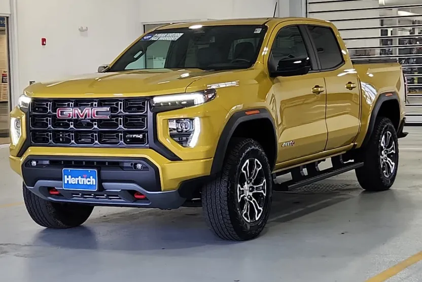 2023 Gmc Canyon AT4 photo 1