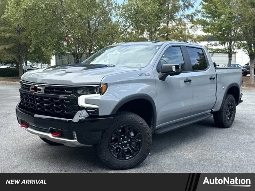 2024 Chevrolet Silverado 1500 ZR2 photo 1
