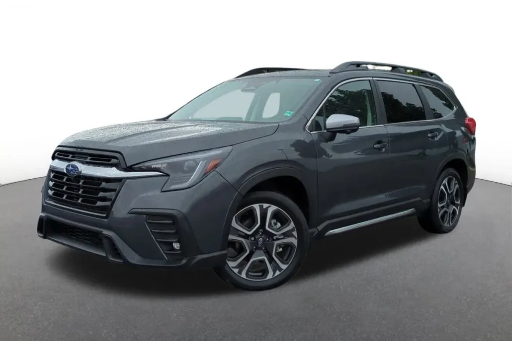 2023 Subaru Ascent Limited photo 1
