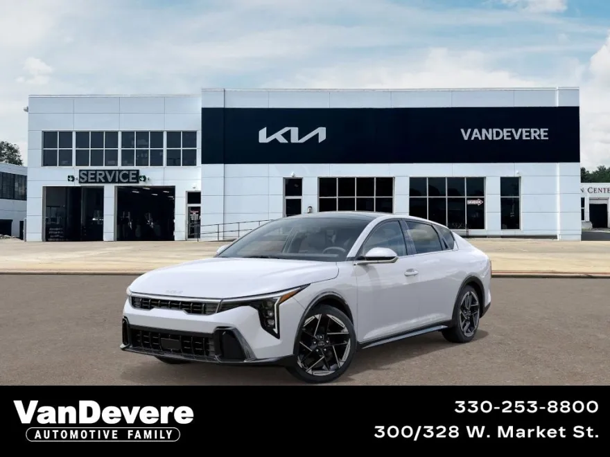 2025 Kia K4 GT-Line photo 1
