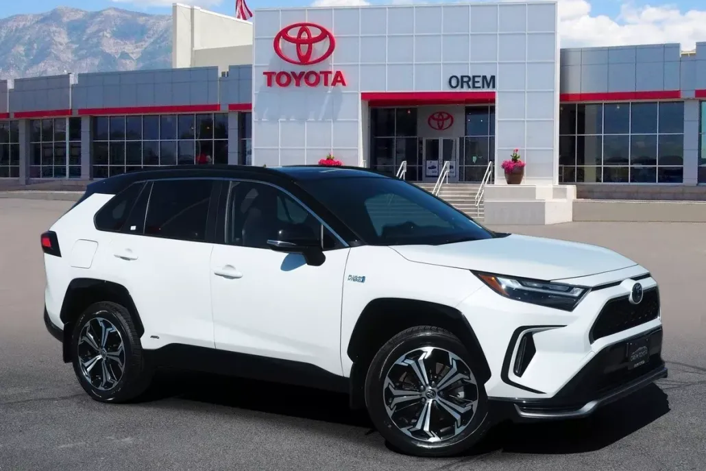 2023 Toyota RAV4 Prime XSE photo 1