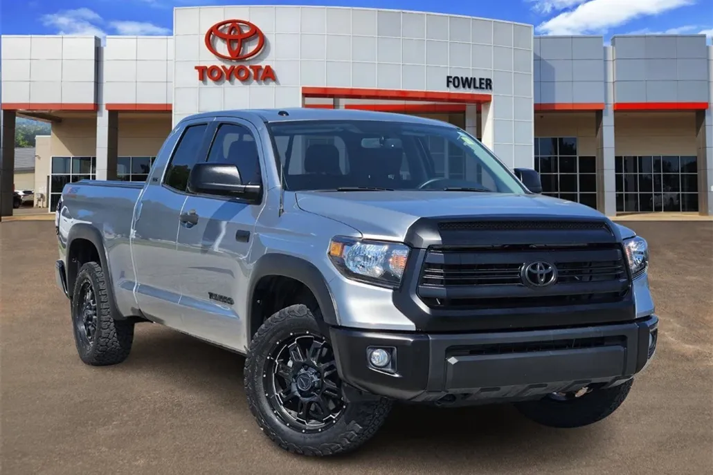 2017 Toyota Tundra TRD Pro photo 1