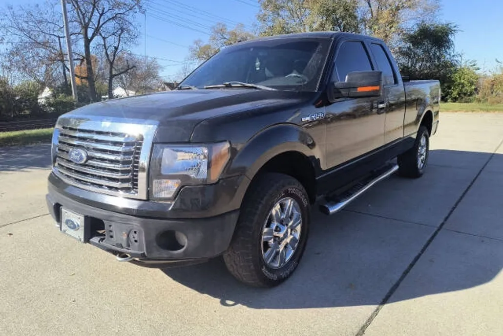 2010 Ford F-150 XL photo 1