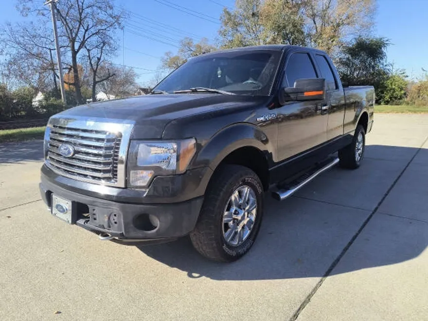 2010 Ford F-150 XL photo 1