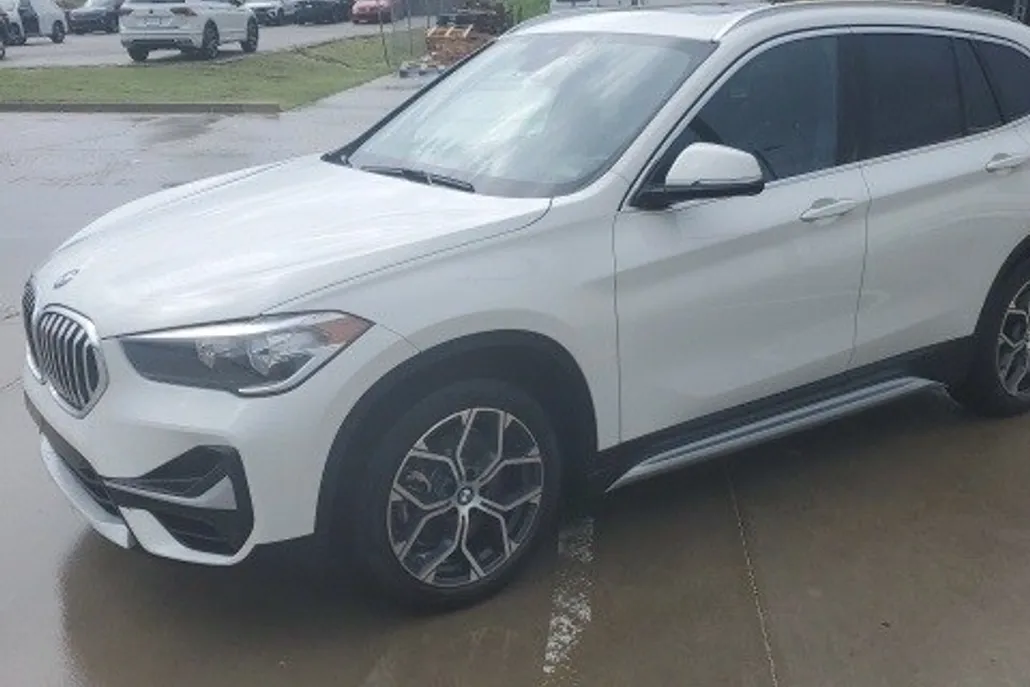 2021 Bmw X1 XDrive28i photo 1