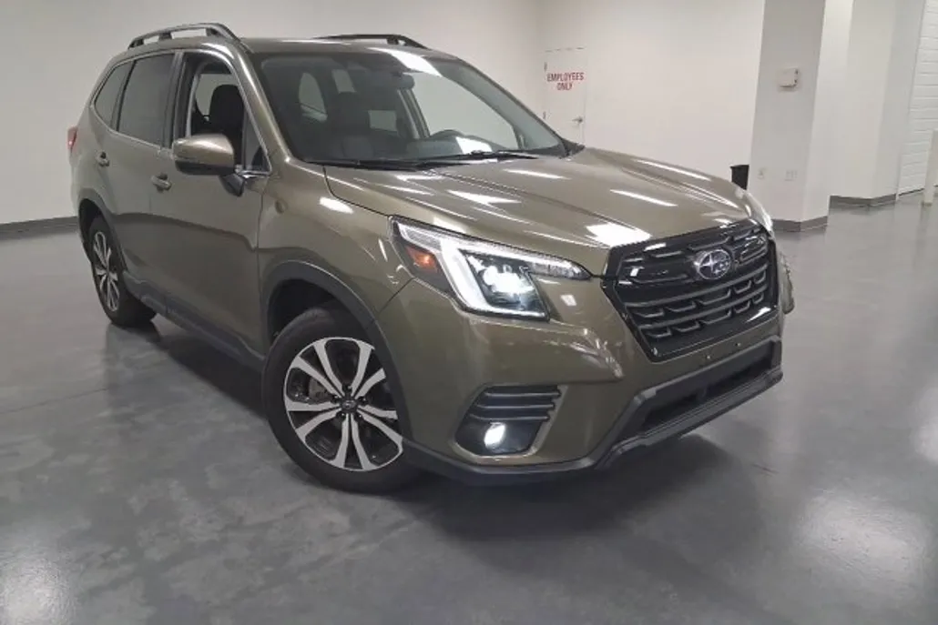 2024 Subaru Forester Limited photo 1