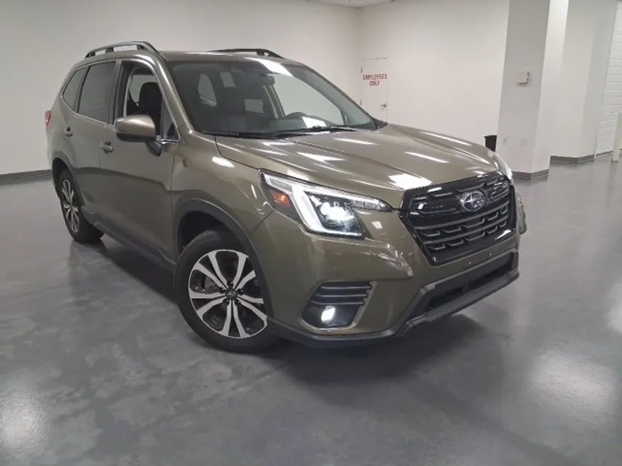 2024 Subaru Forester Limited photo 1