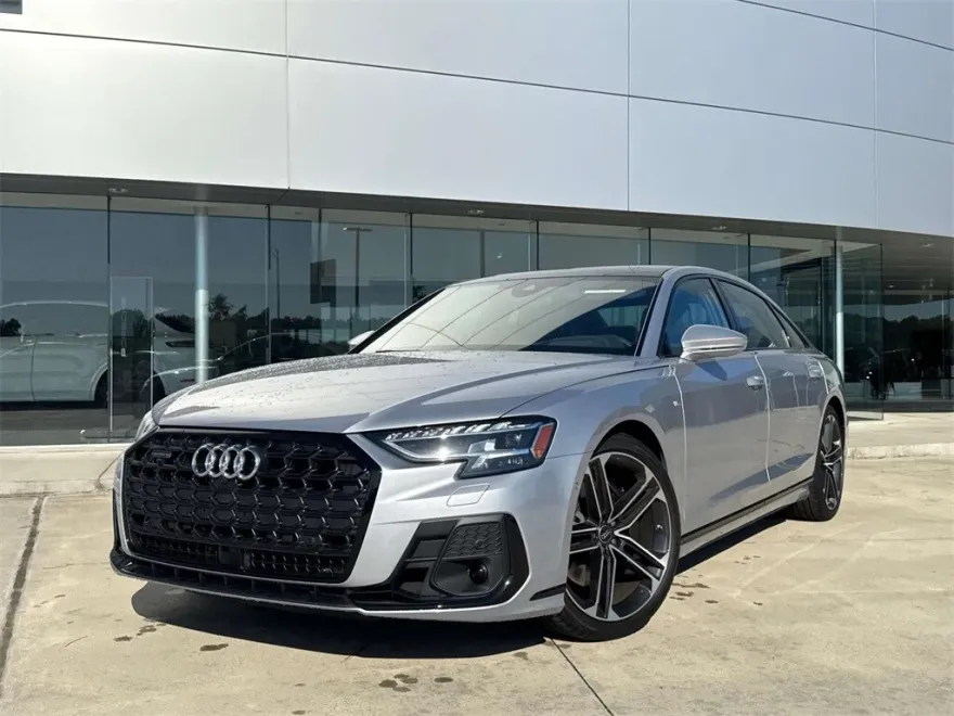 2025 Audi A8 L 55 photo 1