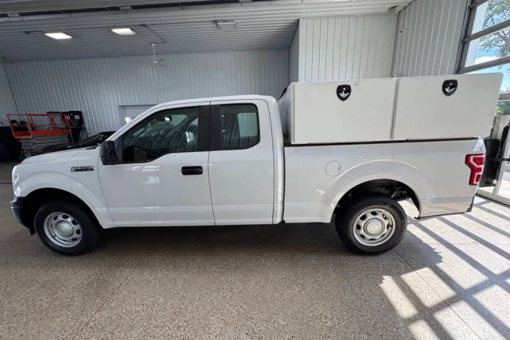 2018 Ford F-150 XL photo 1