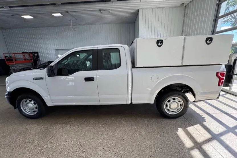 2018 Ford F-150 XL photo 1