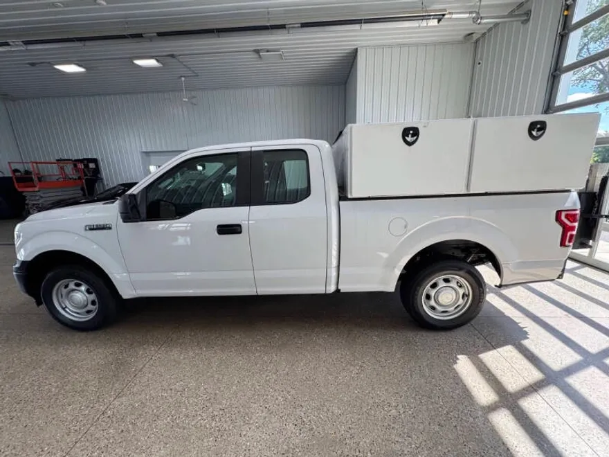 2018 Ford F-150 XL photo 1