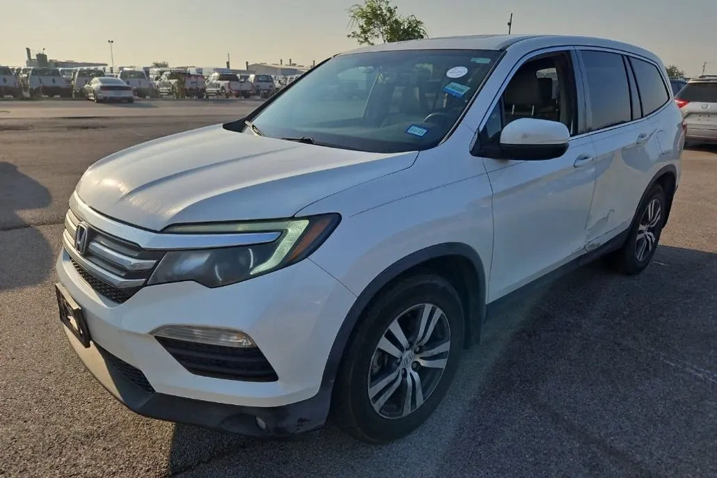 2016 Honda Pilot EX-L photo 1