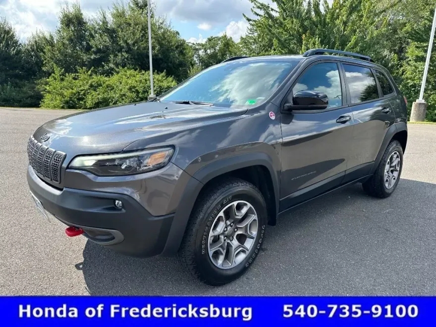 2022 Jeep Cherokee Trailhawk photo 1