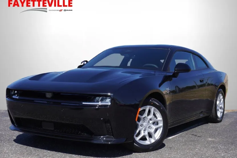 2025 Dodge Charger Daytona R/T AWD photo 1