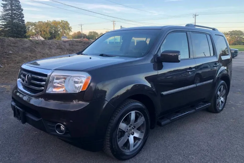 2012 Honda Pilot Touring photo 1
