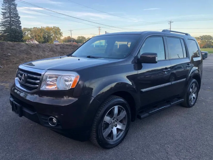 2012 Honda Pilot Touring photo 1