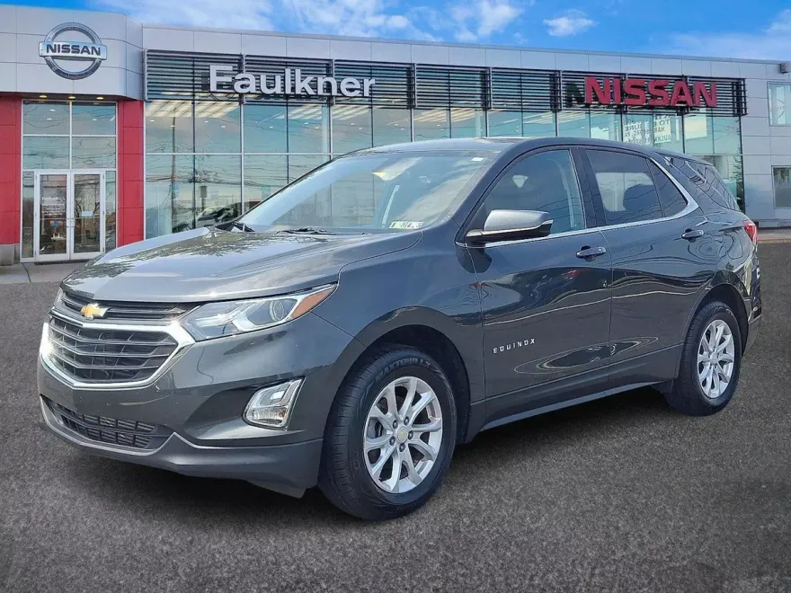 2019 Chevrolet Equinox LT photo 1