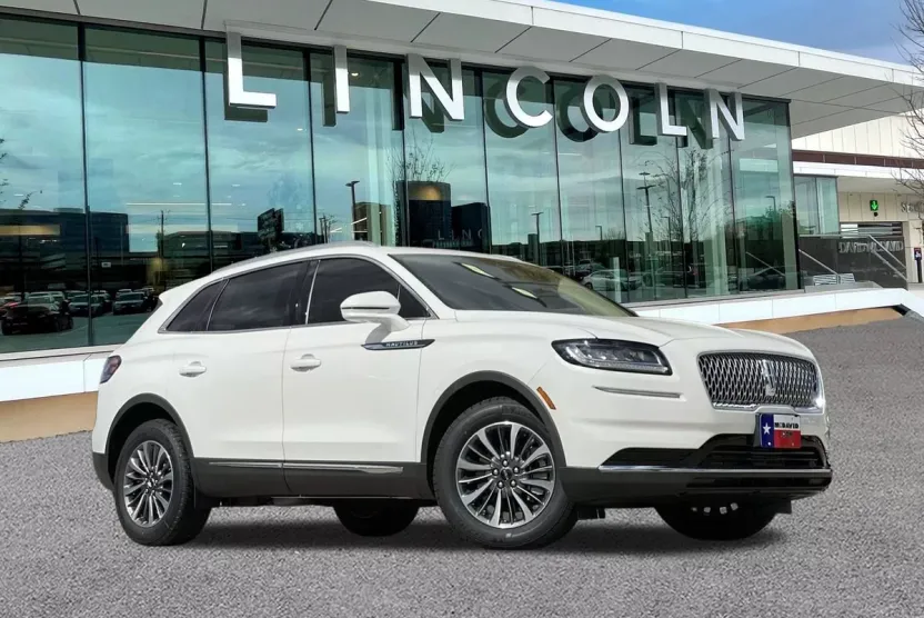 2021 Lincoln Nautilus Standard photo 1