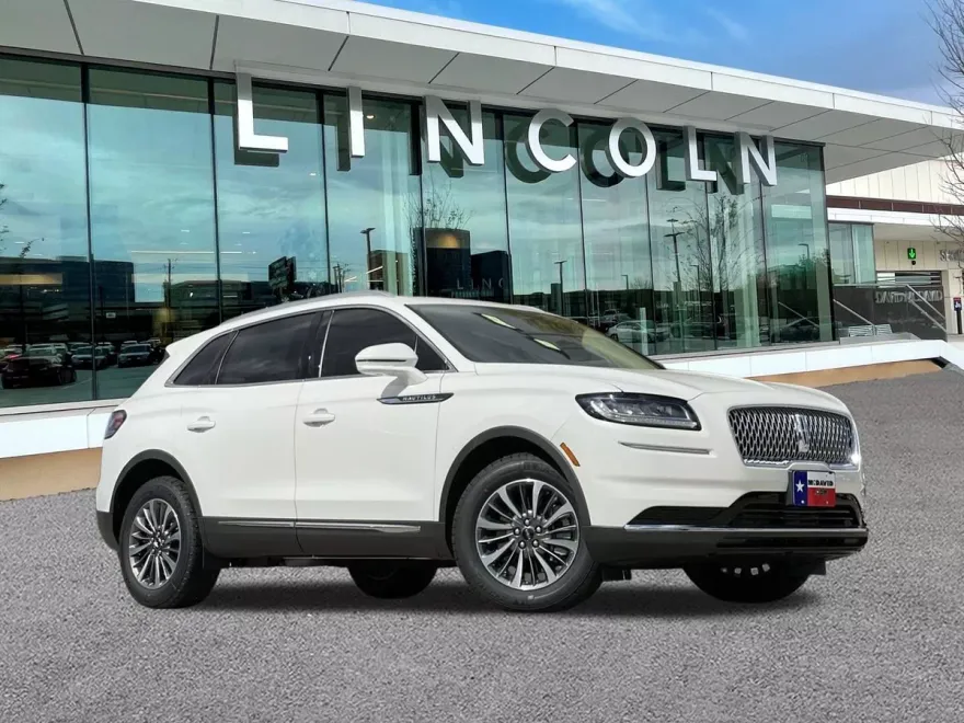 2021 Lincoln Nautilus Standard photo 1