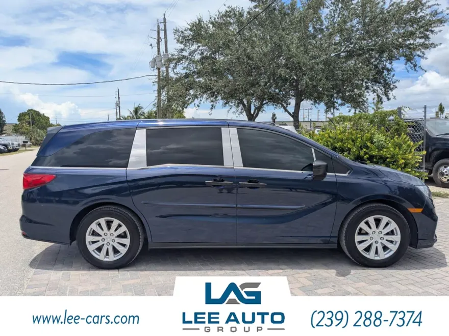 2019 Honda Odyssey LX photo 1
