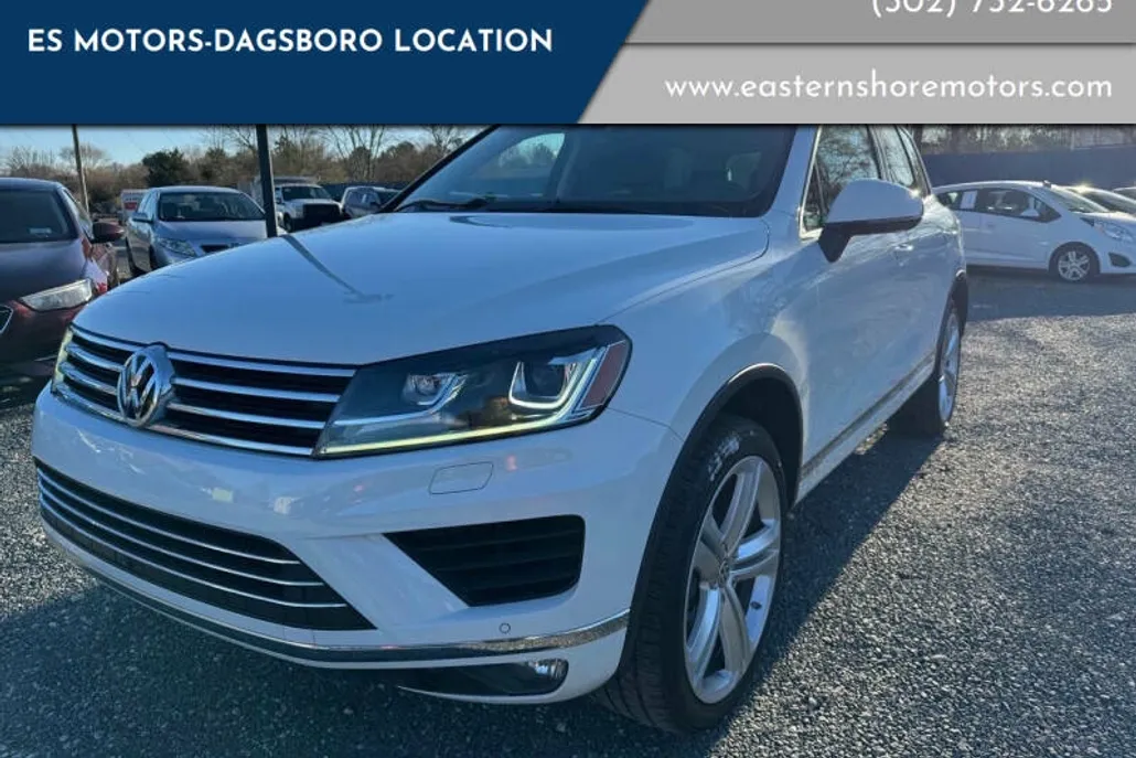 2017 Volkswagen Touareg V6 Executive photo 1