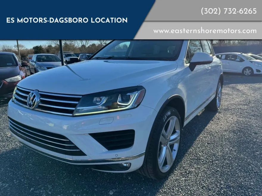 2017 Volkswagen Touareg V6 Executive photo 1