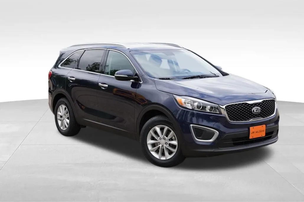 2018 Kia Sorento LX photo 1