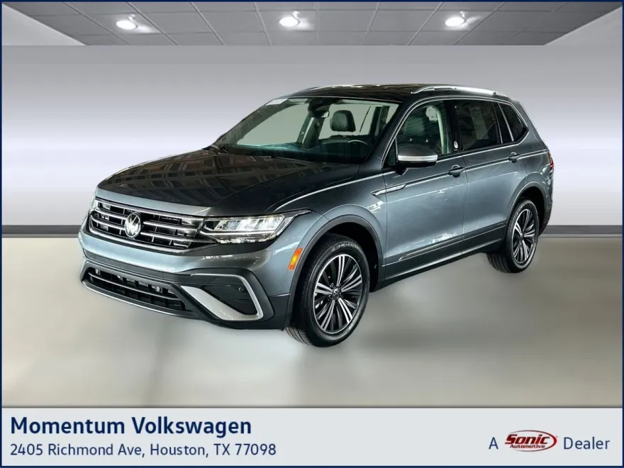 2024 Volkswagen Tiguan Wolfsburg Edition photo 1