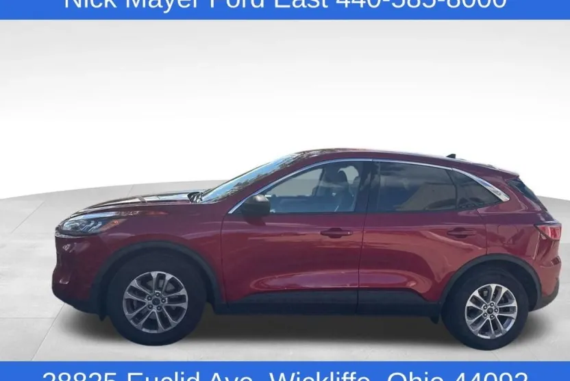 2022 Ford Escape SE photo 1