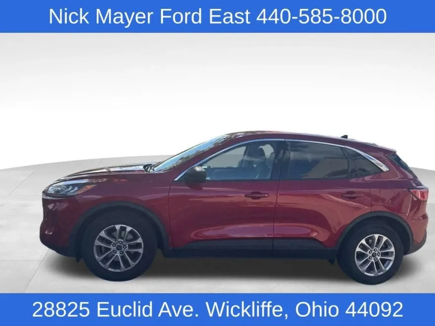2022 Ford Escape SE photo 1