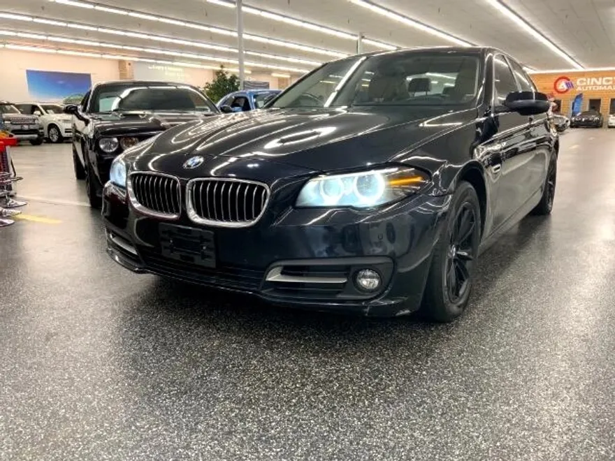 2016 Bmw 528i photo 1