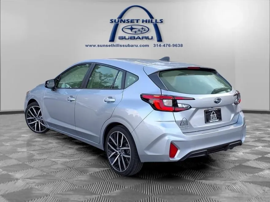 2024 Subaru Impreza Sport photo 2