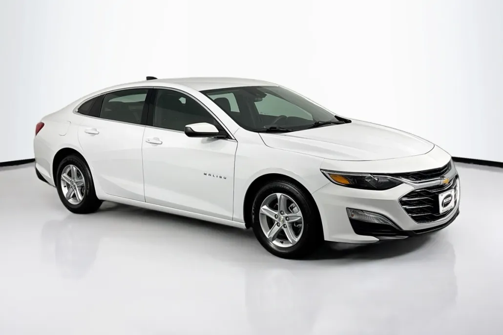 2024 Chevrolet Malibu LS photo 1