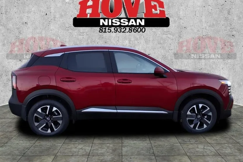 2025 Nissan Kicks SV photo 1