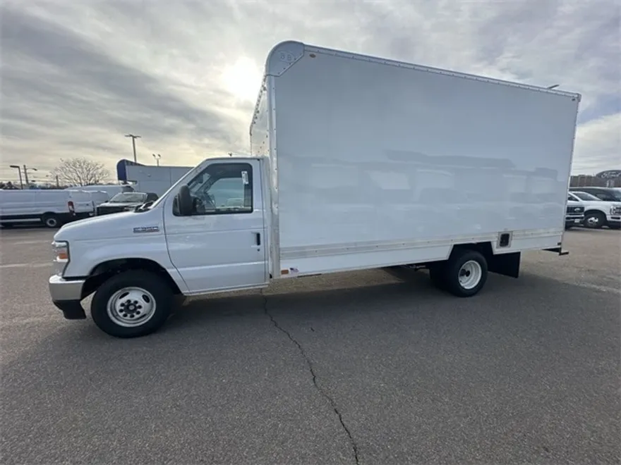 2025 Ford E-350 Base photo 1
