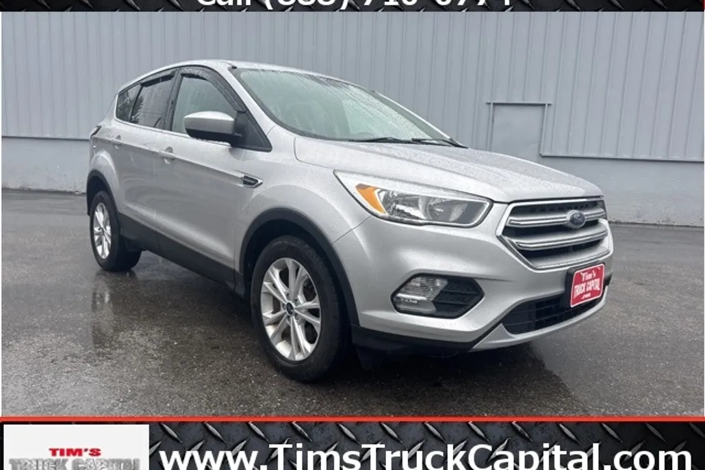 2017 Ford Escape SE photo 1