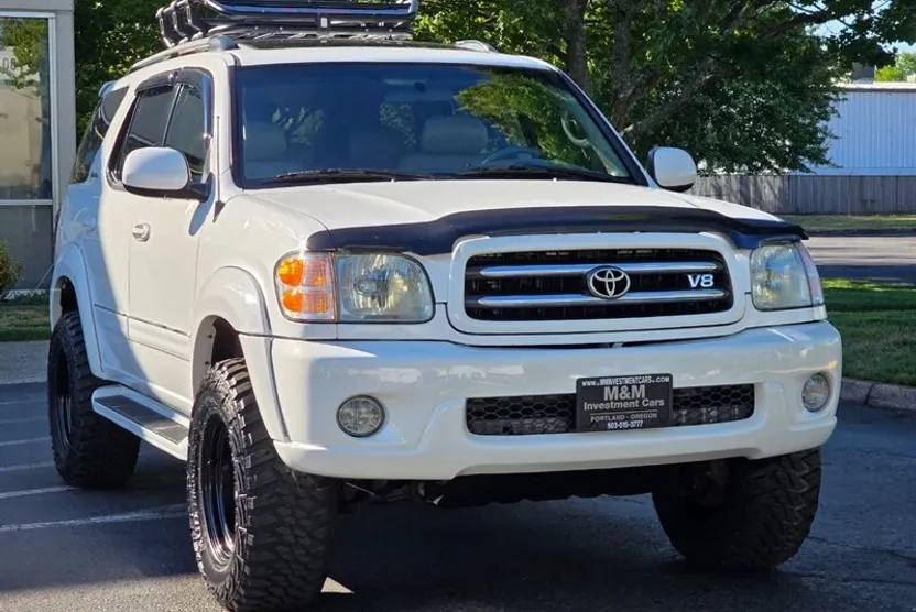 2001 Toyota Sequoia Limited photo 1