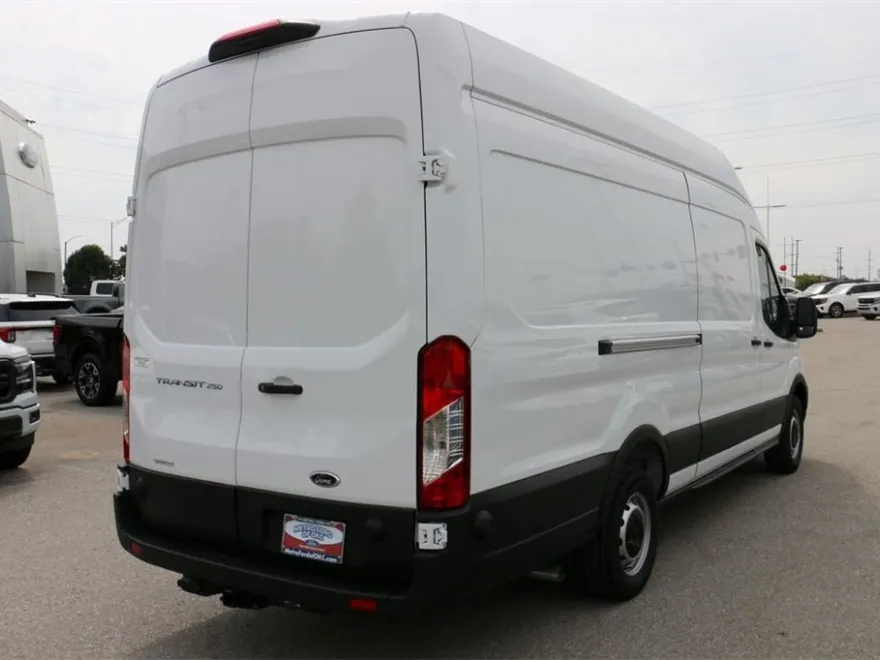 2025 Ford Transit photo 1