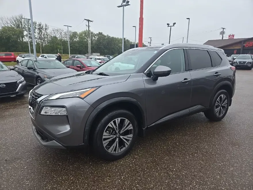 2021 Nissan Rogue SV photo 1