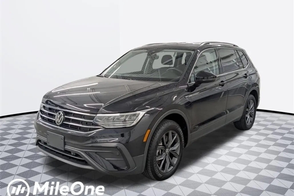 2022 Volkswagen Tiguan SE photo 1