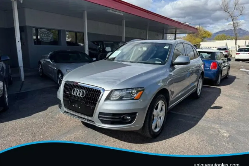 2010 Audi Q5 3.2 Premium photo 1