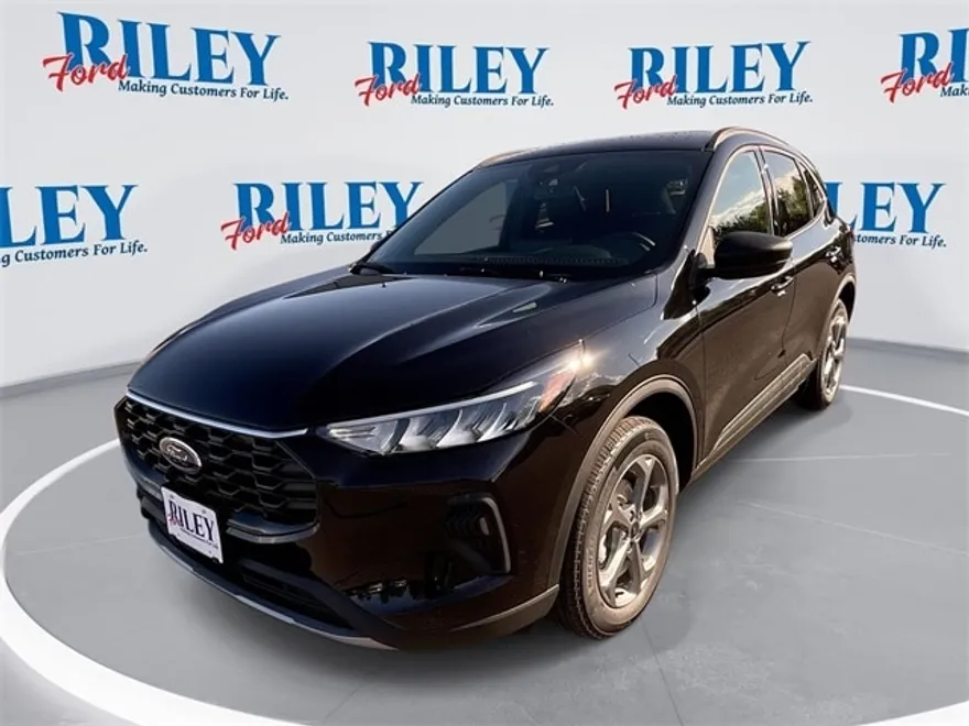2025 Ford Escape ST-Line photo 1