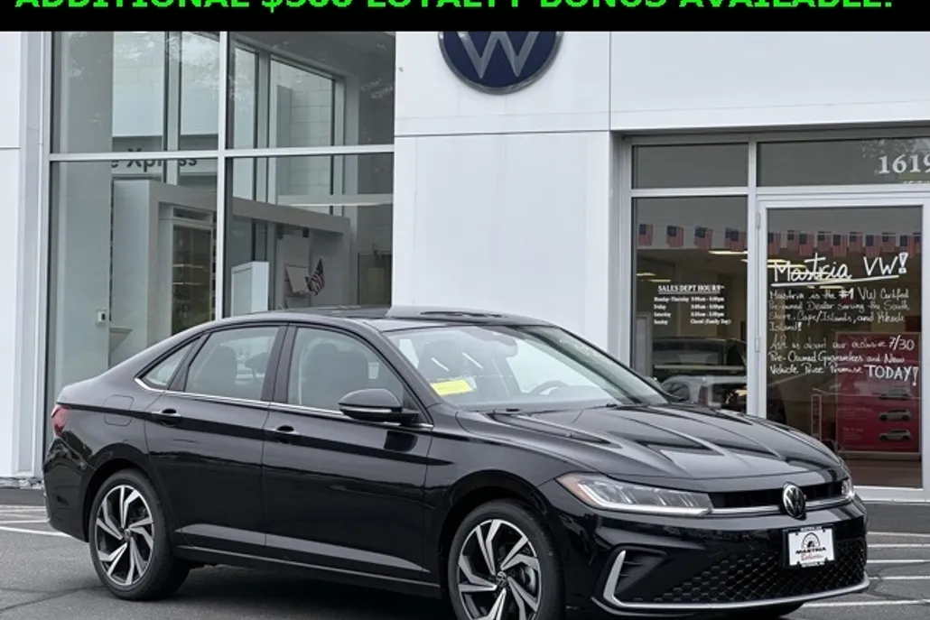 2025 Volkswagen Jetta SEL photo 1