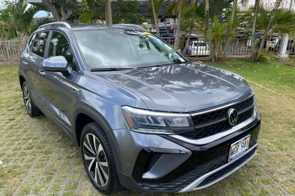 2022 Volkswagen Taos photo 1